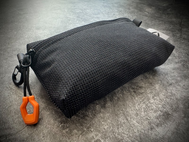 Dyneema Mesh Compression Zip Pouch